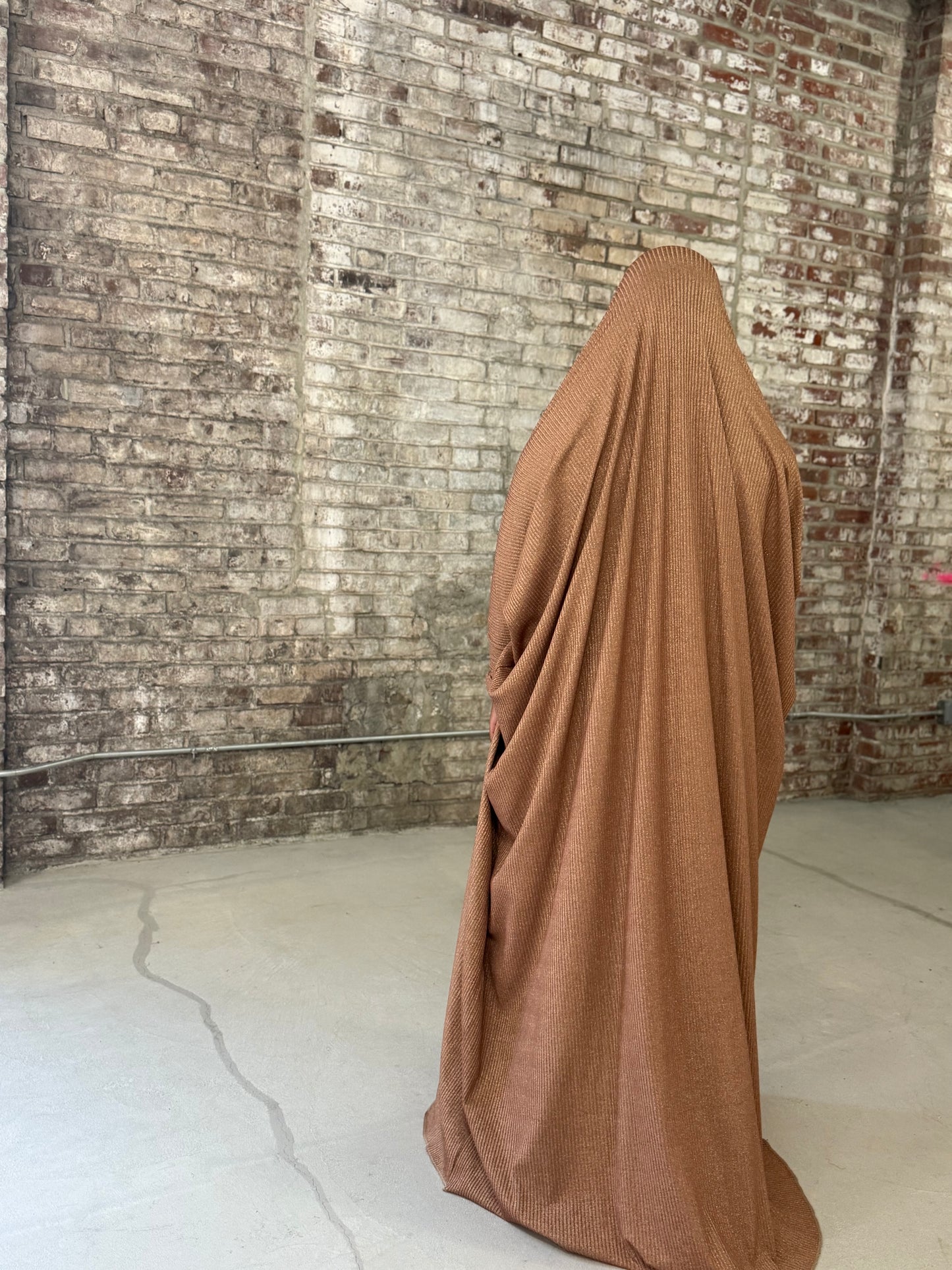 Anisa Open Overhead Abaya