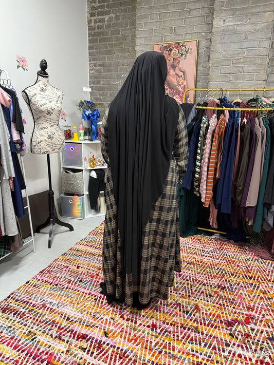 Bussstt Dowwwnn Khimars