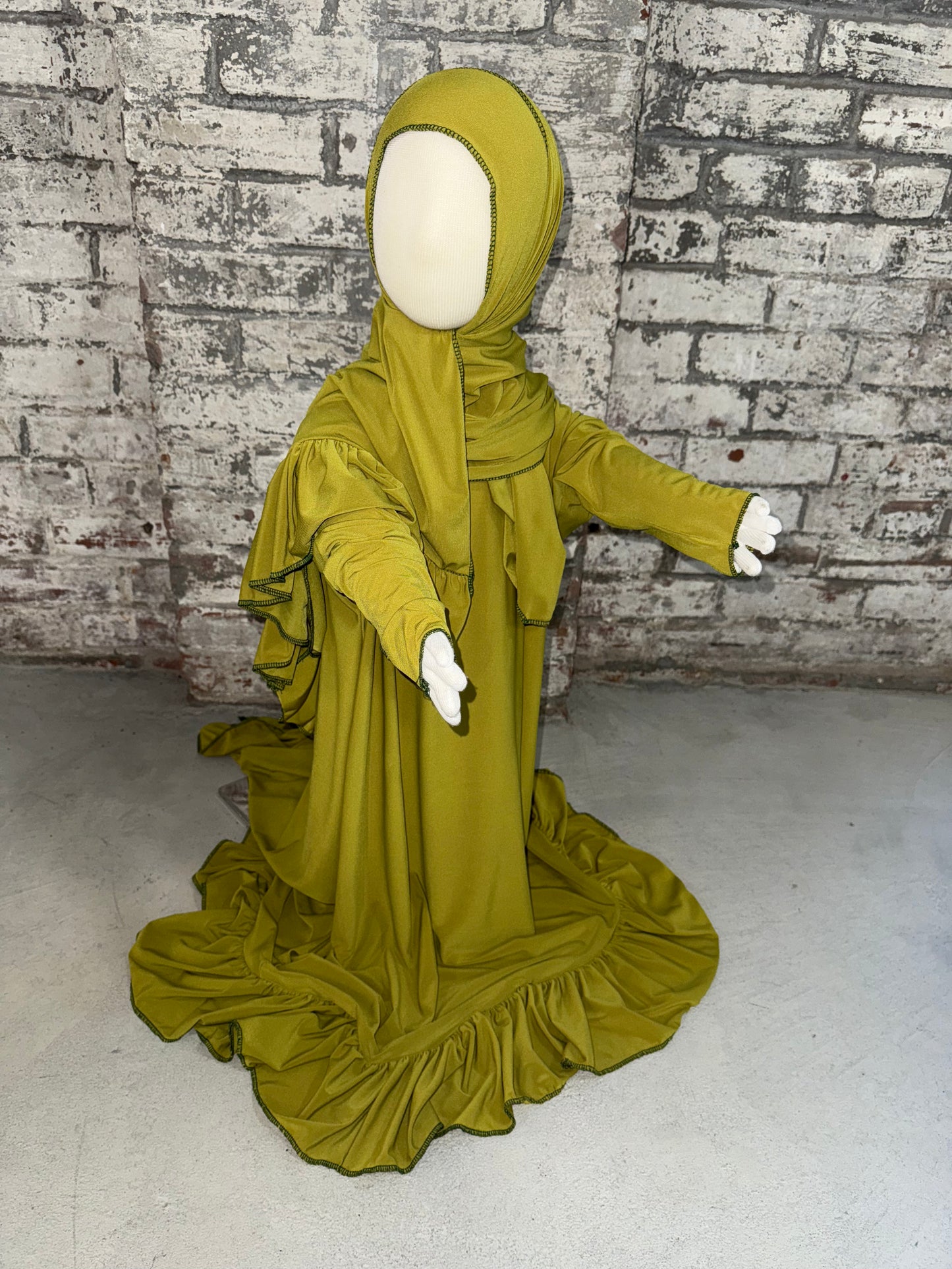 Bint Ruffled A-line w/ Ruffled Ith-hab Hijab